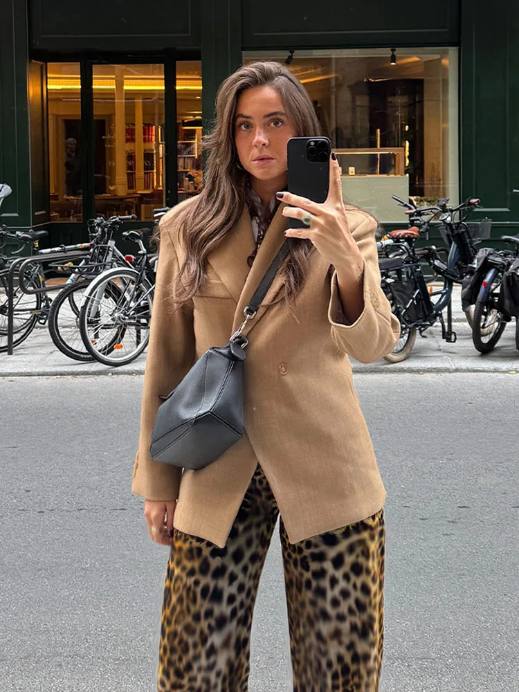 

HH Women Fashion Spring Jackets Solid Turn-Down Collar Long Sleeves Pockets Double Breasted Female High Street Blazers 3 Color