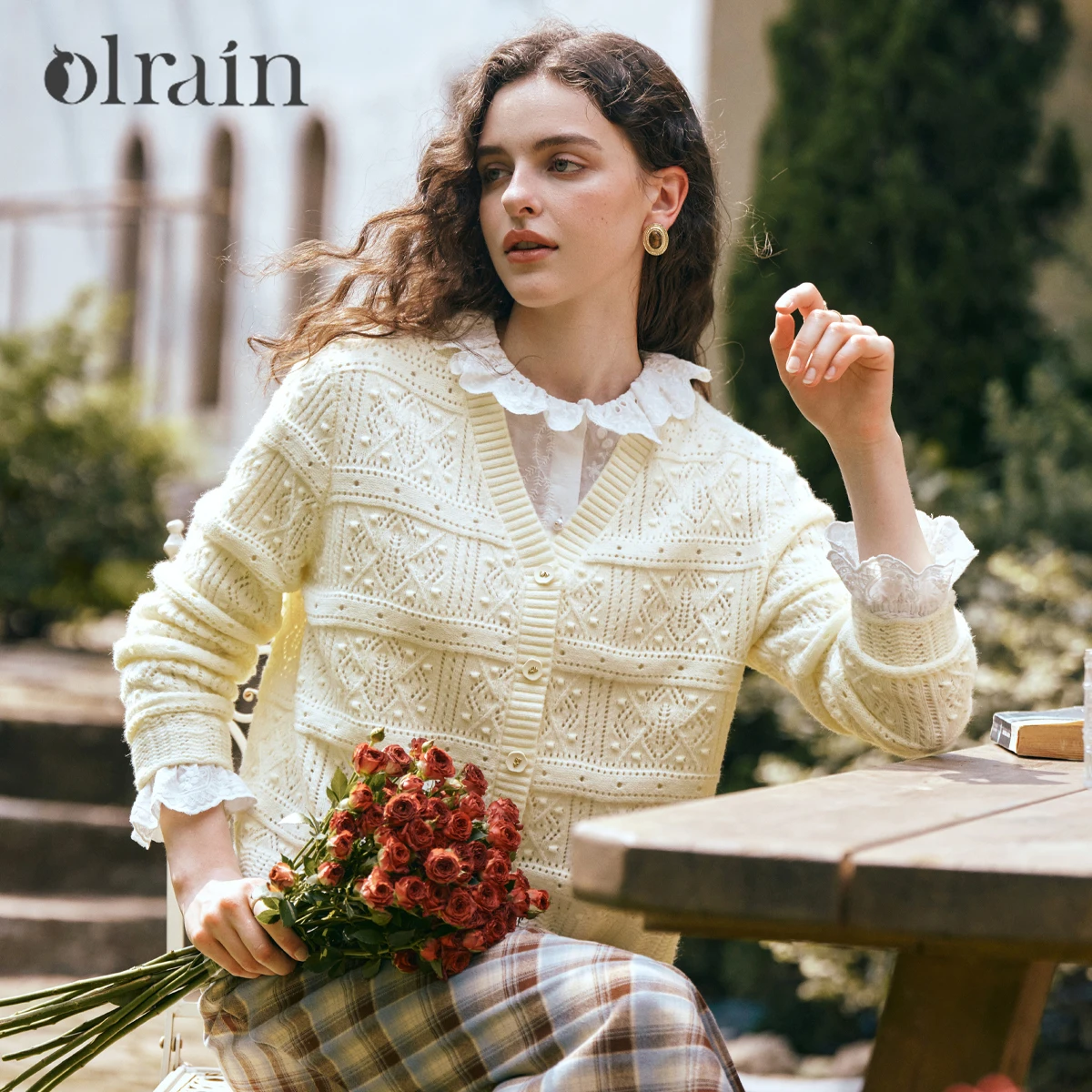 

OLrain французский ажурный абрикосовый свитер, кардиган, женский осень 2024, новый универсальный простой повседневный легкий вязаный топ O57QZ001226