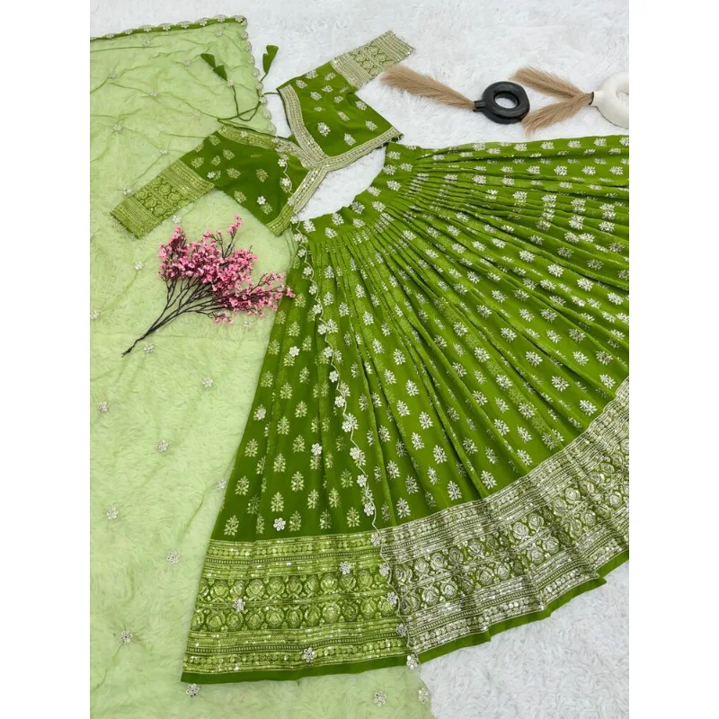 Green Lehenga CholI India Bollywood Wedding Party Pakiatan Wear Readymade