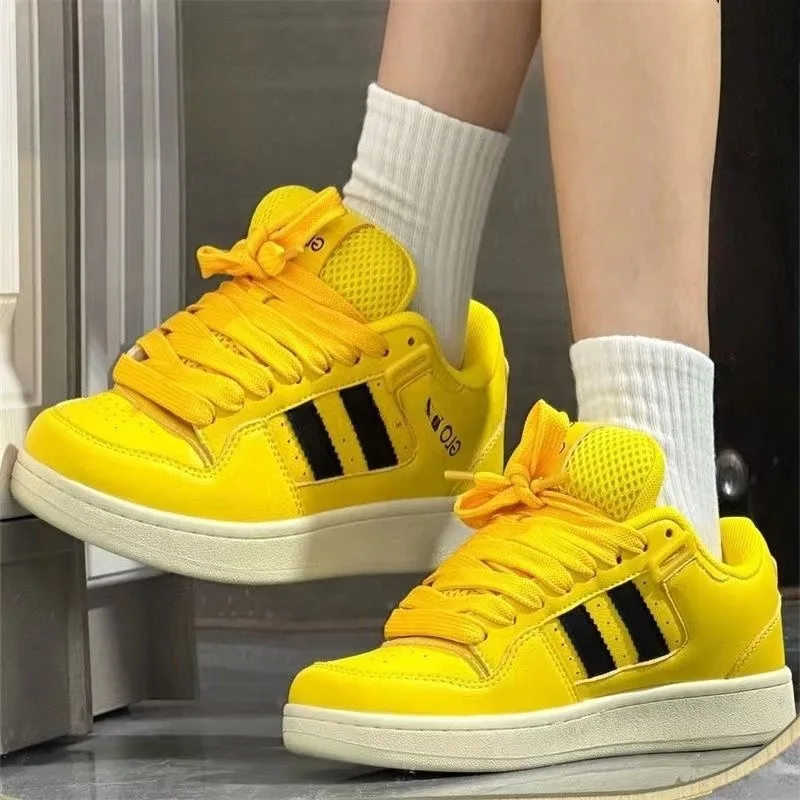 Żółte damskie trampki 2024 New PU Leather Ladies Moral Training Shoes Casual Spring Autumn Flat Shoes Women with Retro Design