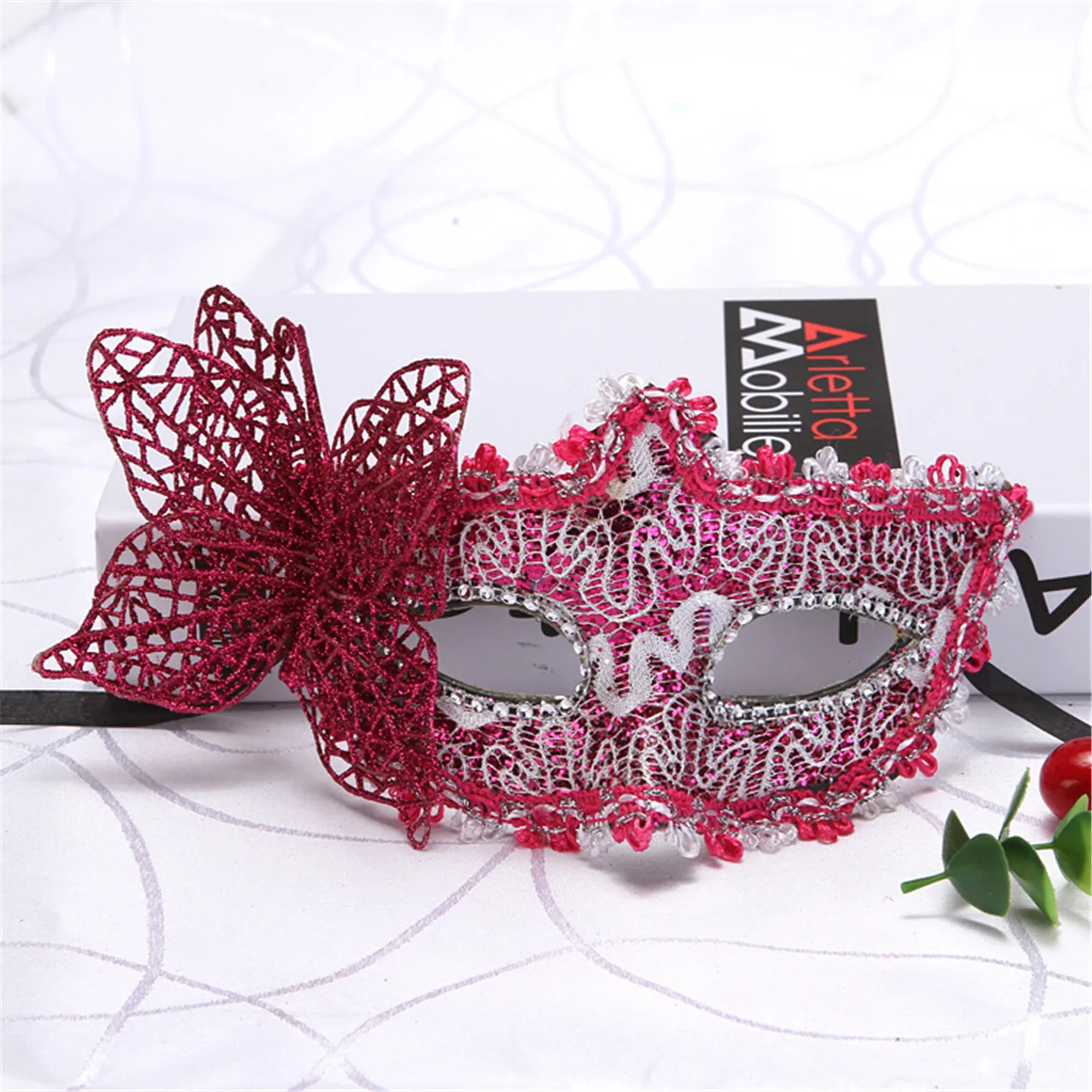 Fashion Luxury Venetian Masquerade Mask Women Girls Sexy Fox Eye Mask Butterfly Mask for Fancy Dress Christmas Halloween Party