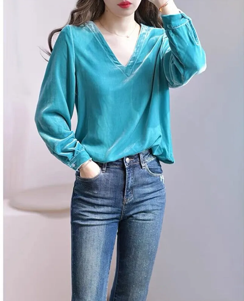 

Casual Women 4XL 5XL Velvet Blouse Korean Woman Clothes Plus size Spring Autumn Women V-Neck Black Purple Velour Shirts Tops