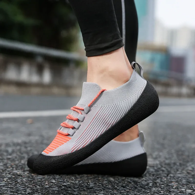 Modern dance shoes, seasonal sports, fitness, dancing, soft soled shoes, yoga socks and shoes for treadmills