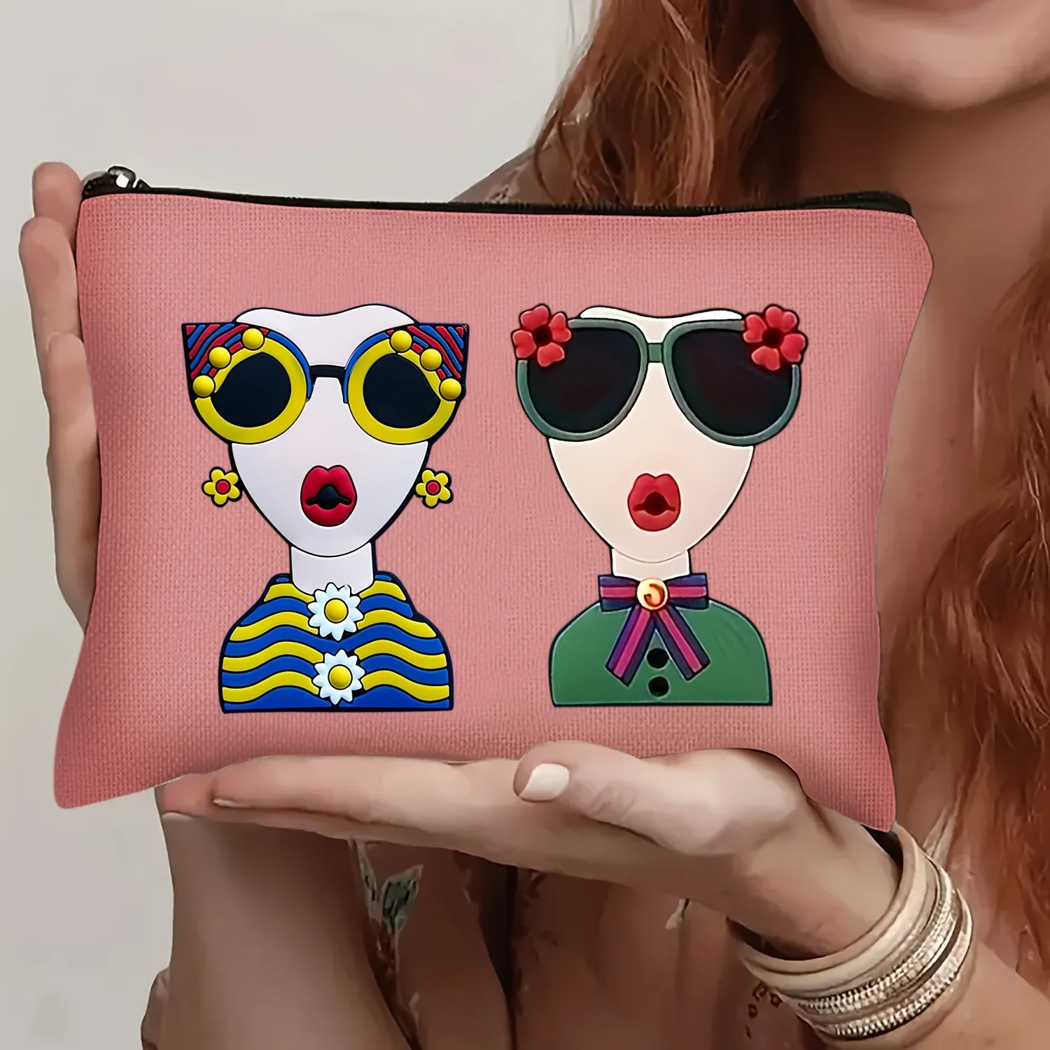 قطعة واحدة، حقيبة مستحضرات تجميل أنيقة مع منظم تصميم وجه نابض بالحياة - طباعة مسطحة ثنائية الأبعاد، حقيبة مكياج متينة محمولة #2