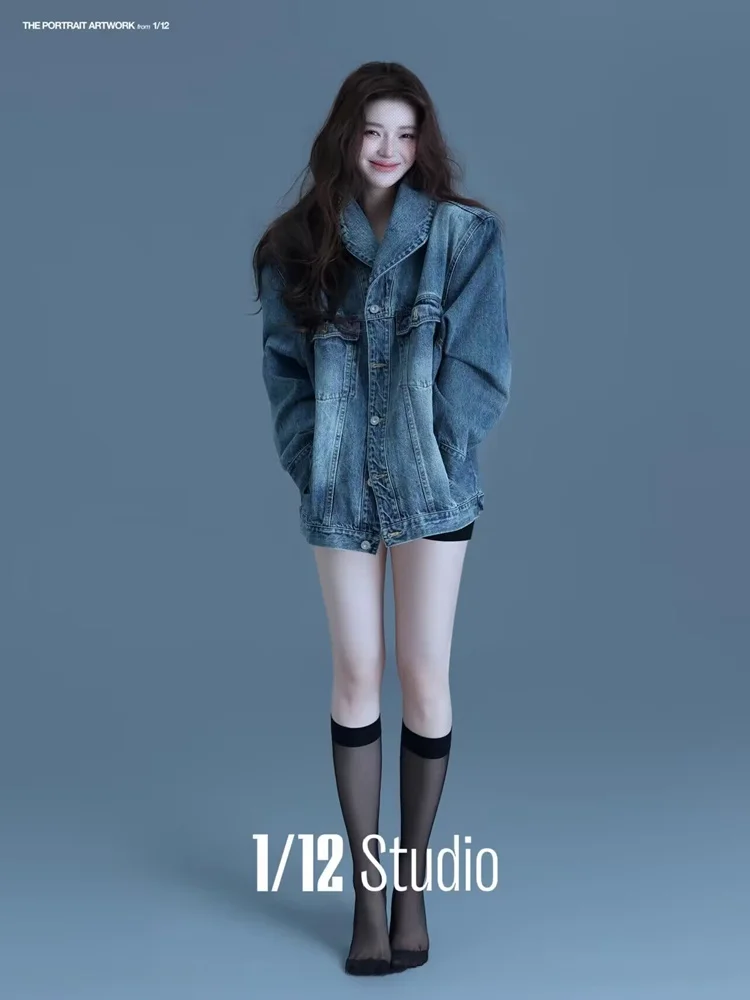 

Новая коллекция 2026: Корейская джинсовая одежда в стиле INS для девушек — милый и дерзкий образ, художественная портретная фотография, весенняя мода для женщин