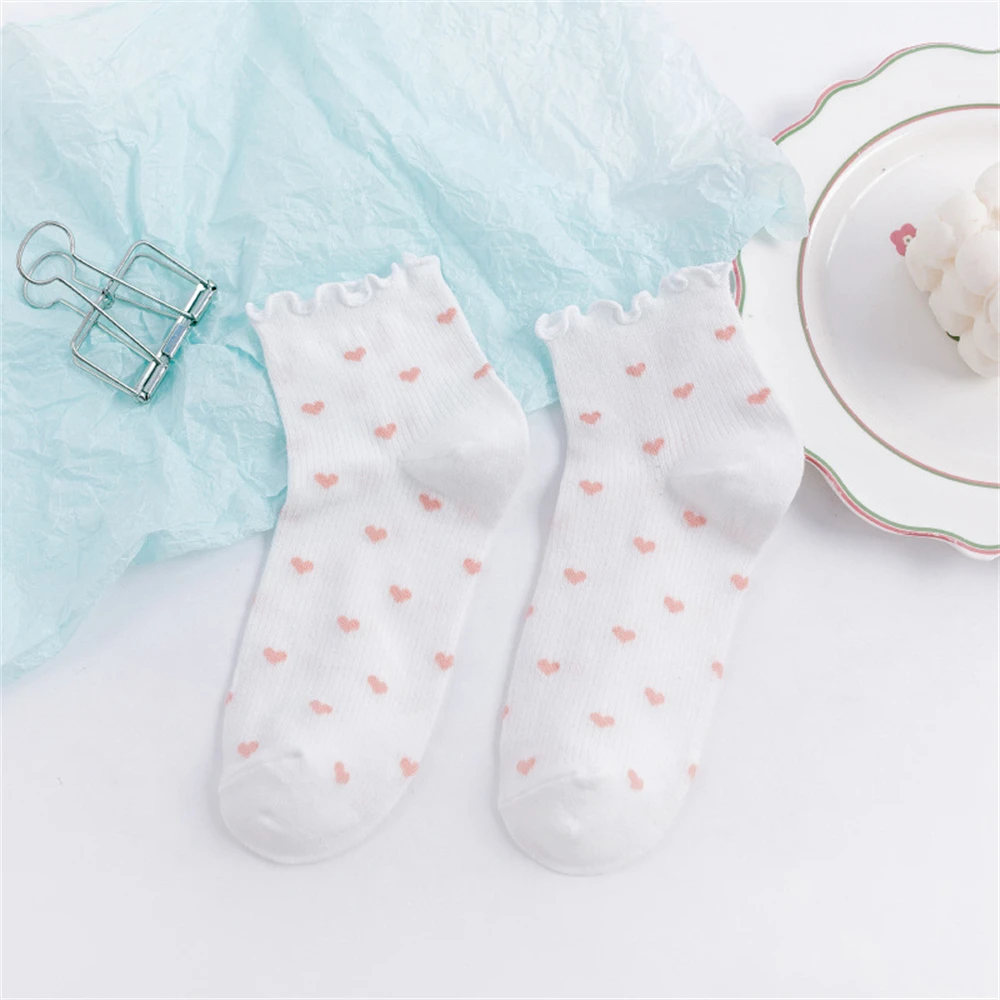 New College Style Sweet Girls' Candy Color Cute Crimped Love Heart Kawaii Beautiful Ladies Designer Socks Art Sokken
