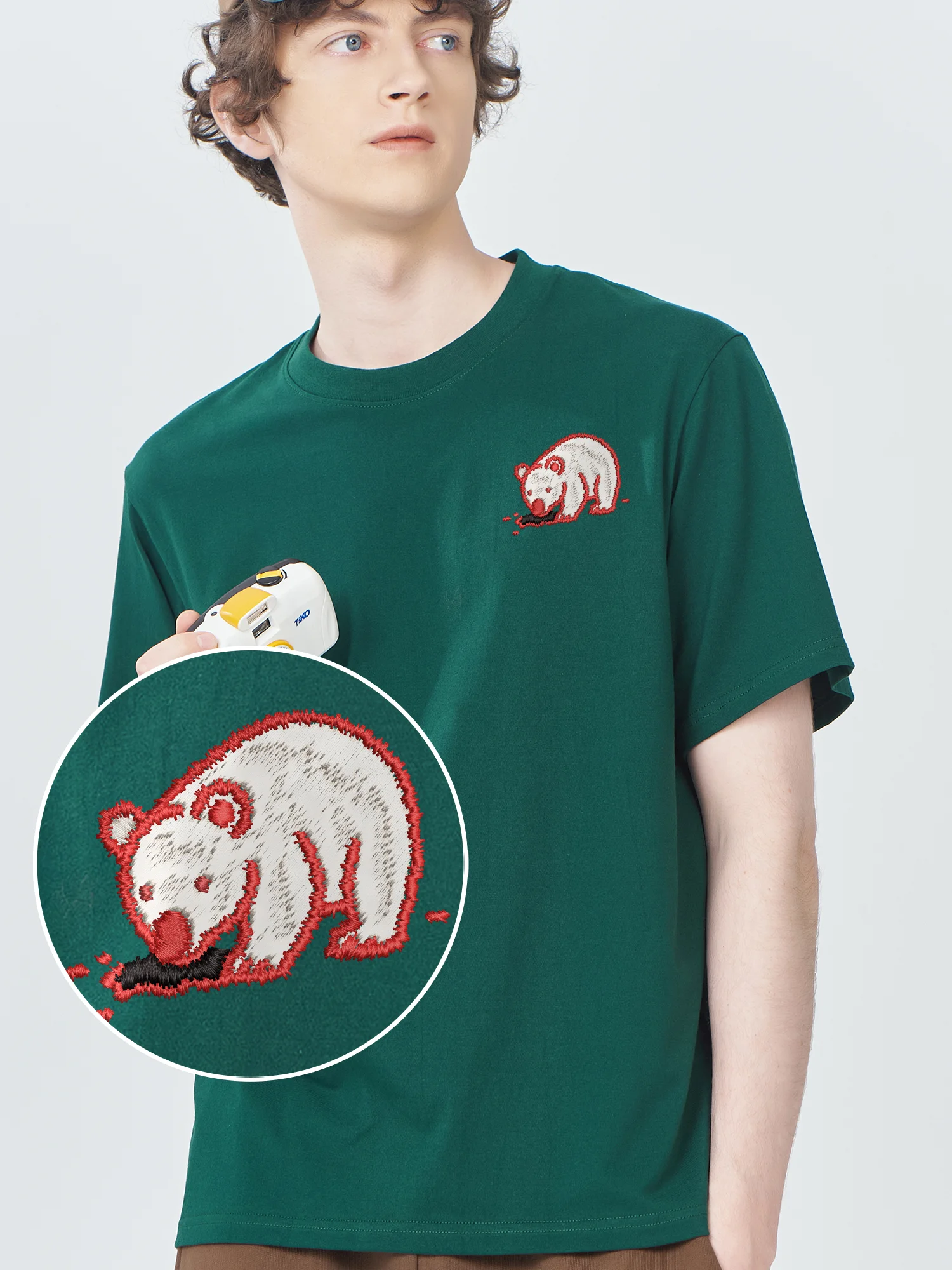 Cute Bear Embroidered Tshirts Graphic Tee Cotton Mans SOFT New Shirts And T-Shirts Comfortable Embroidery Camiseta