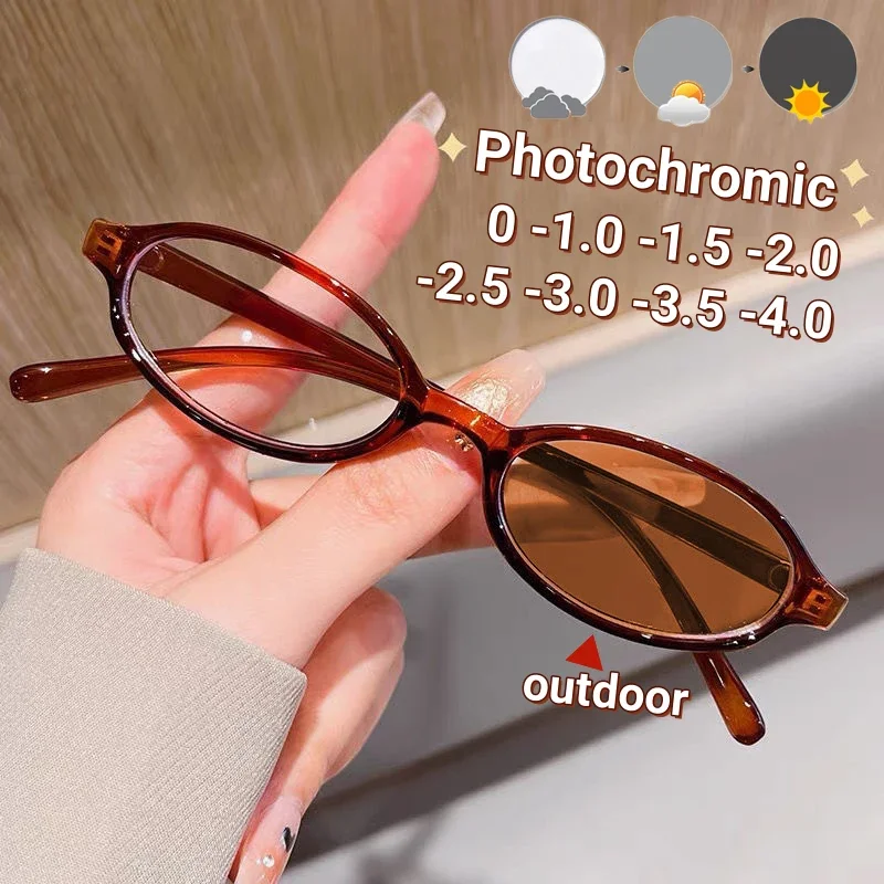 

Spicy Girl Style Photochromic Myopia Glasses Ultra Light Small Frame Near Sight Glasses Color Changing Outdoor Eyeglasses