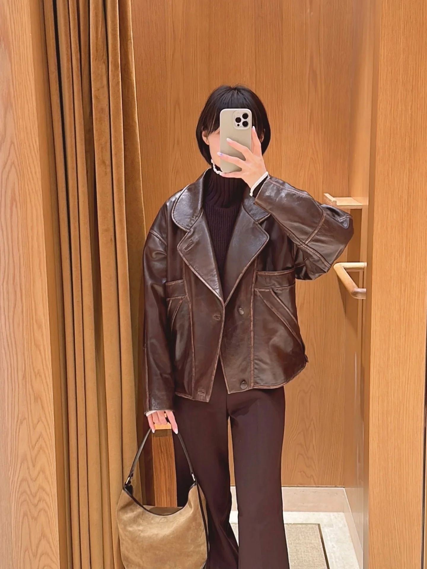 Jaqueta Retro de Couro Sintético com Grande Gola para Mulheres, Casaco de Motocicleta para Outono e Inverno, Comprimento Longo, Fecho de Botão Duplo