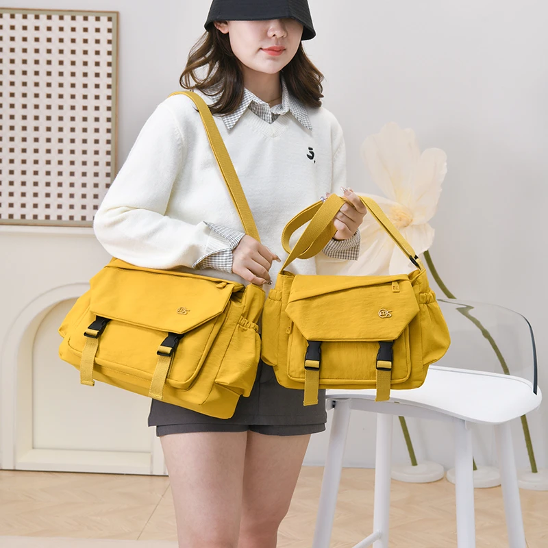حقيبة كروس كاجوال من النايلون على طراز Preppy للنساء، حقائب كتف بحزام، سعة كبيرة، حقيبة سفر محايدة، محافظ للأولاد
