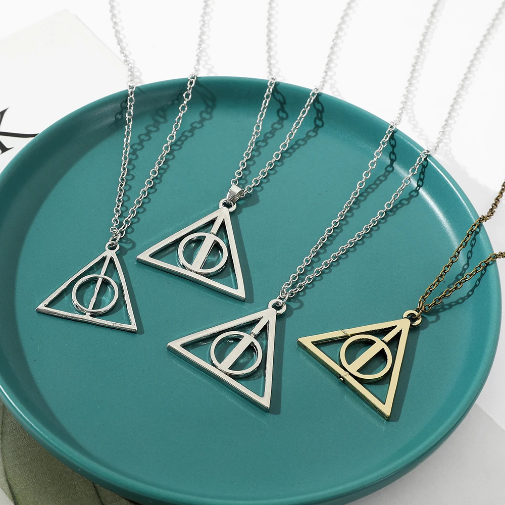 European American Film Television Harry Potter Luna Deathly Hallows Triangle Rotatable Pendant Necklace Men's Women's Jewelry