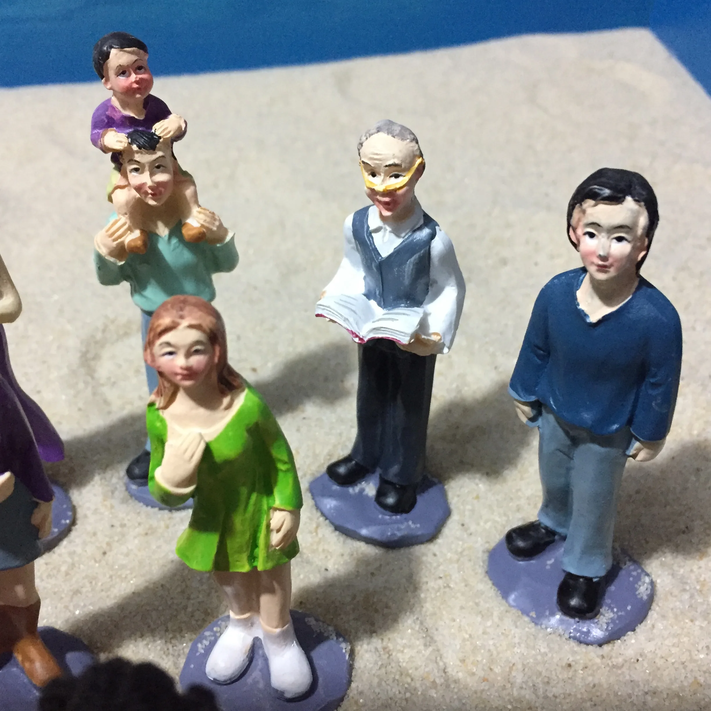 resin figure mental psychological sand table game box court therapy family 10pcs/set