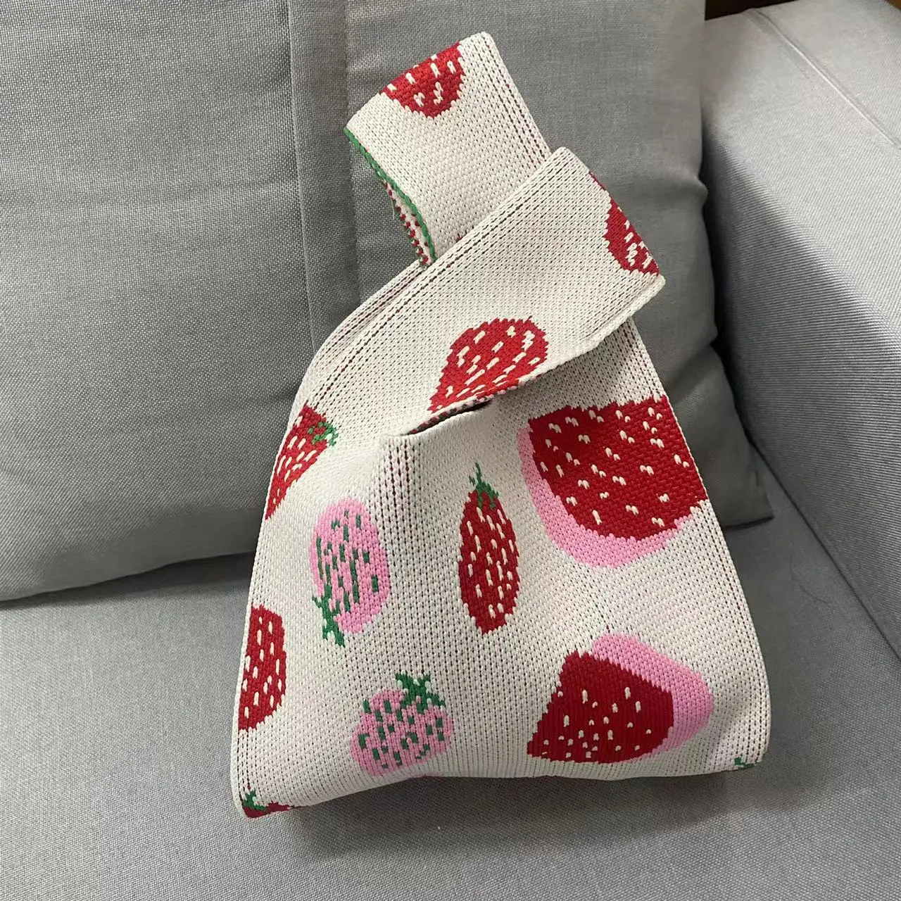 Cute Strawberry Knit Handbag Wrist Bag Japanese Casual Color Handmade Shopping Bags For Women Girls Portable Mini Knot Tote Bag