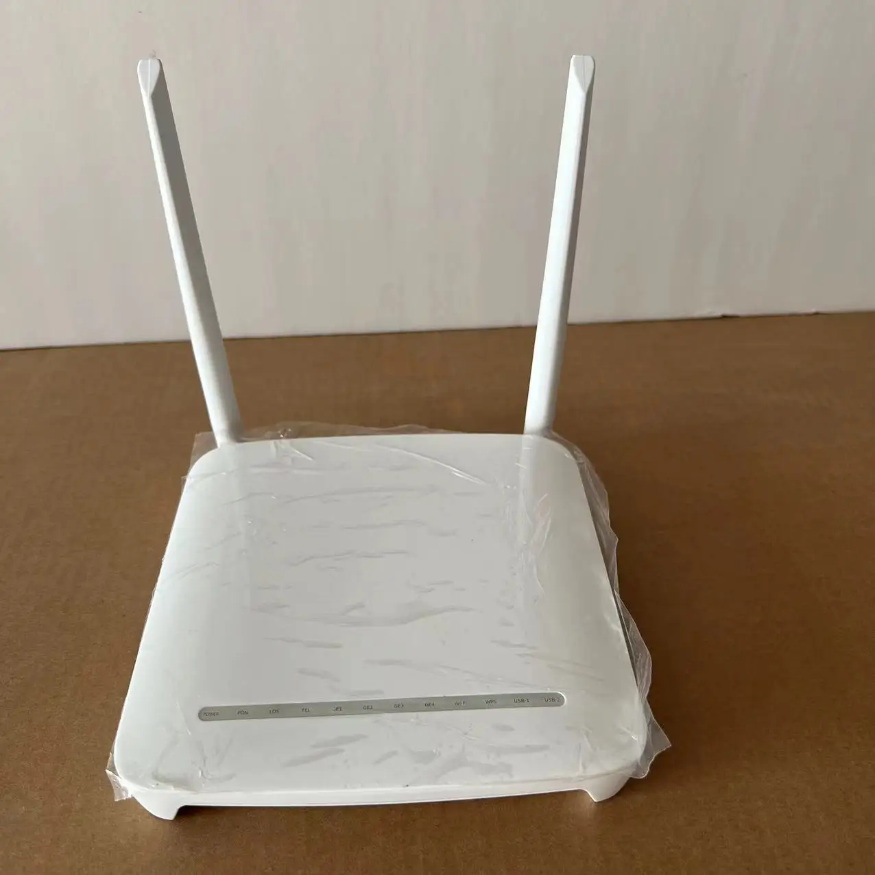 

FTTH GPON ONU F673AV9 Dual Band 4LAN 2.4G&5G AC WIFI ONT PPPOE FTTH Modem ONT FTTH Modem Fiber Router FTTH Modem Fiber Terminal