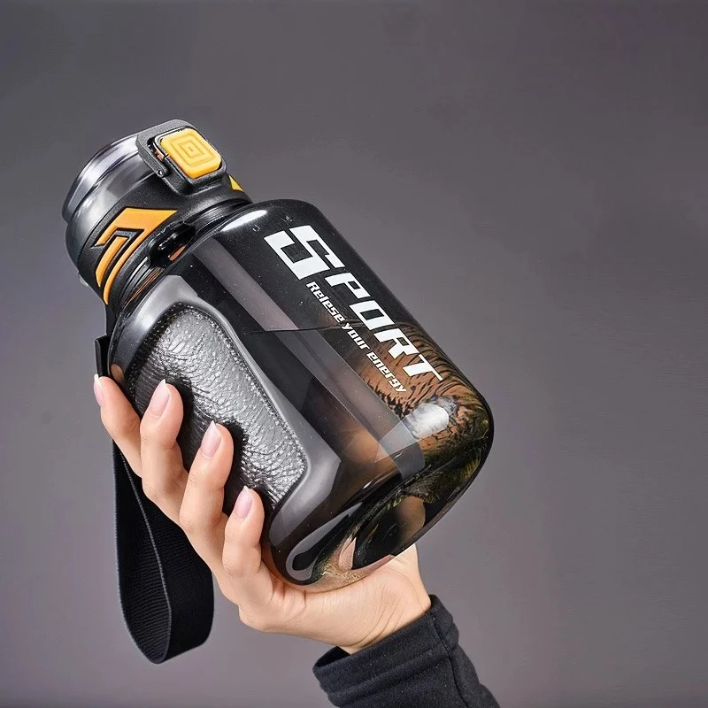 

Портативный спортивный и фитнес-ведро большой емкости, термостойкий соломенный чайник, пластиковая чашка для воды