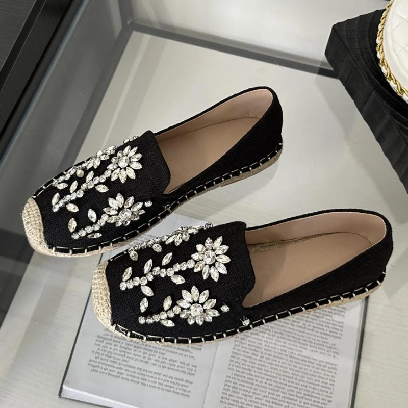 

2026 лоферы со стразами и цветочным декором, женские модные повседневные дышащие эспадрильи на плоской подошве из конопли, удобная обувь на мягкой подошве