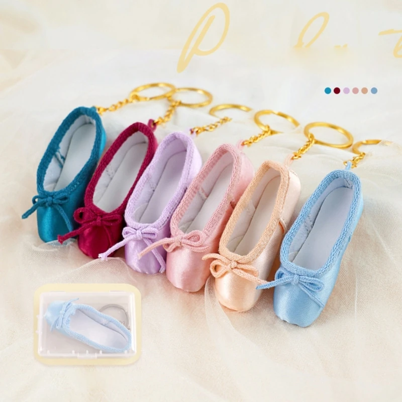 Mini Satin Ballet Shoes Keychain Pointe Shoes Keyrings Handmade Pointe Shoe Charm Bag Penddant Gift for Dance Lovers