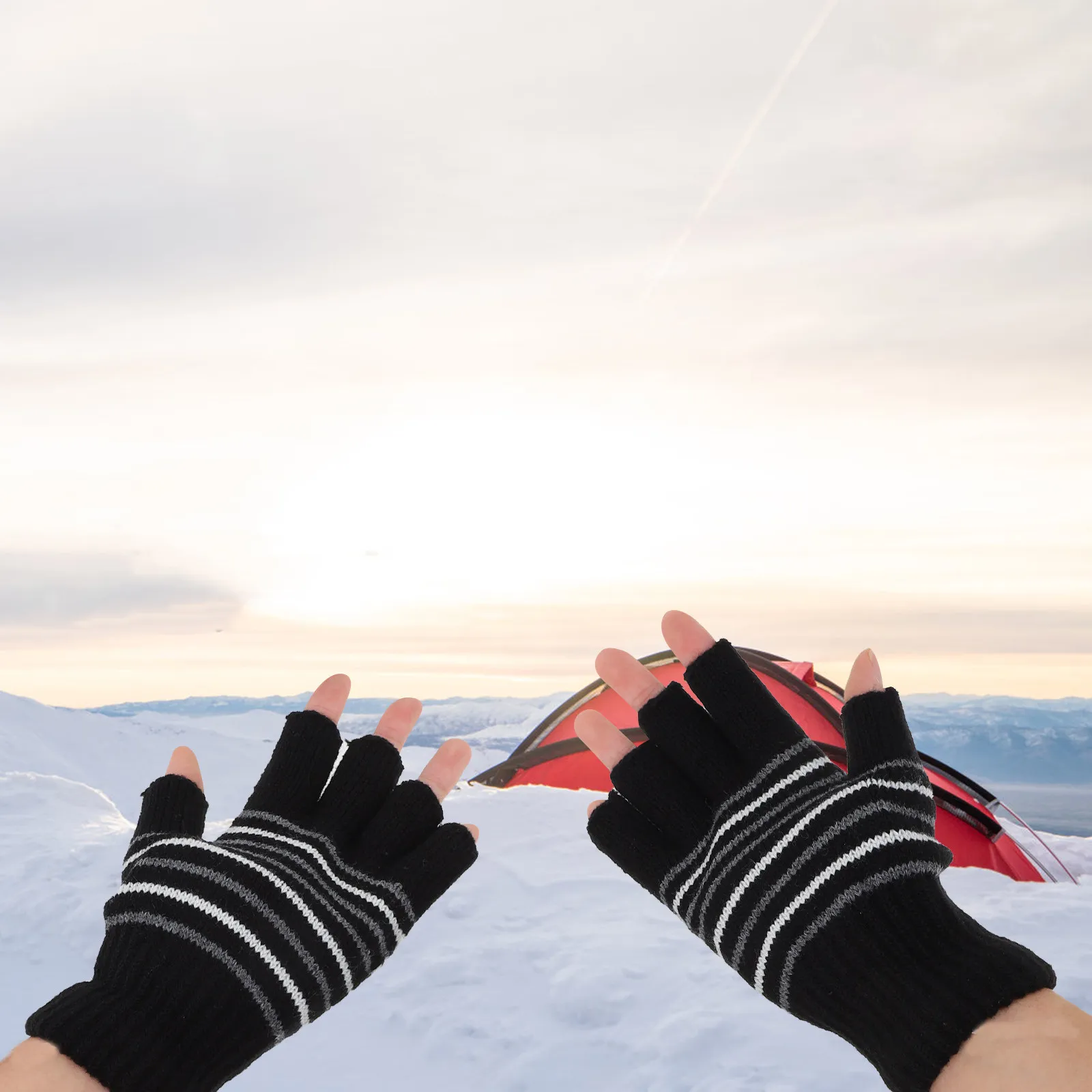 

2Pairs USB Heated Gloves Winter Hands Warmer for Typing Gaming Skiing Cycling Outdoor Sports Electric Half Finger Warm Mitten