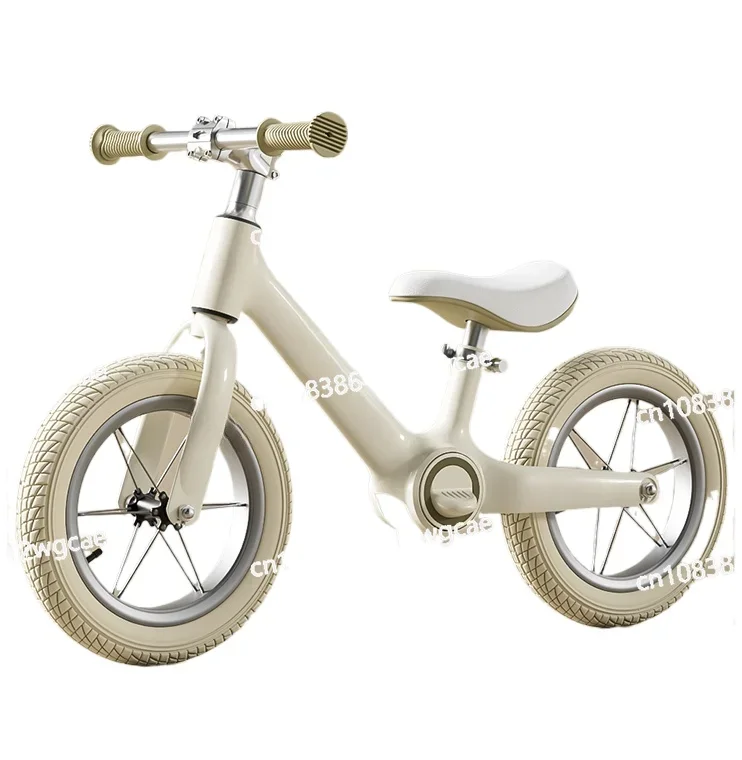 Children's balance bike 1-3-6 years old no pedal gliding scooter 2 competitive ultralight magnesium alloy bike