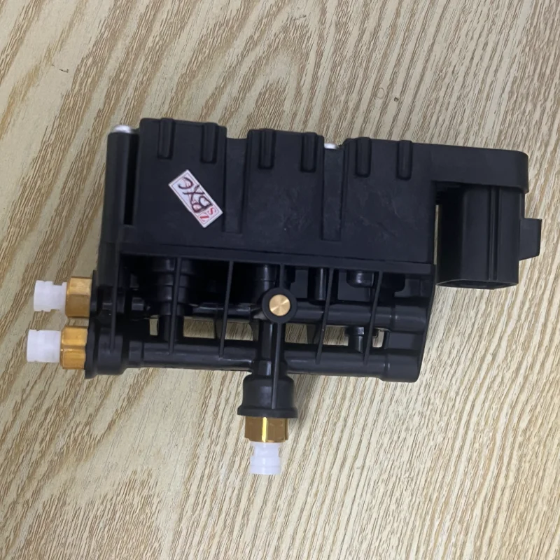 

Air Suspension Solenoid Valve Block RVH000055 Air Control Valve for Land Rover Discovery 3 L319 (2005–2009) and L322 RVH500050