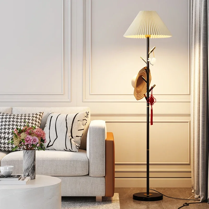 вешалка встроенный торшер,