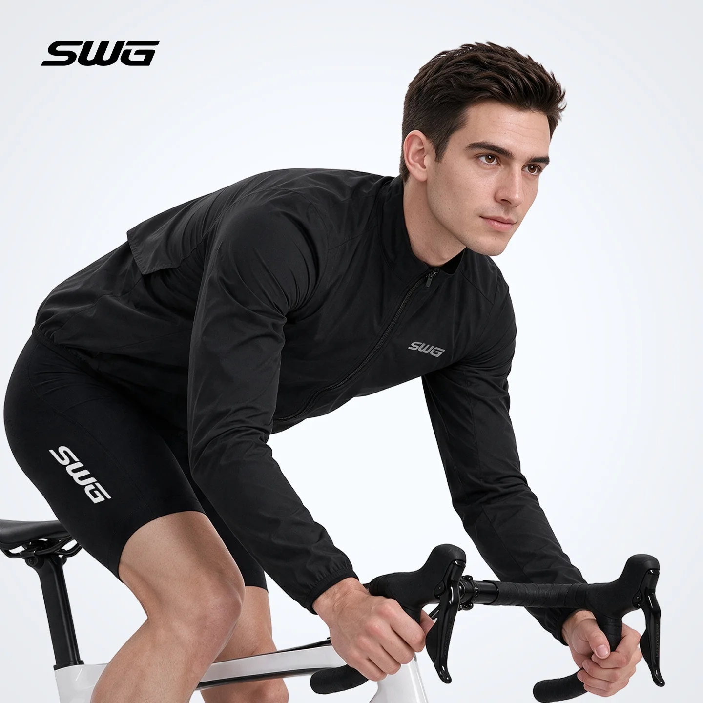 Chaqueta de ciclismo para hombre y mujer de la marca SWG. Chaquetas de ciclismo ultraligeras, resistentes al viento y transpirables. Ropa para ciclismo de montaña (MTB) y cortavientos.