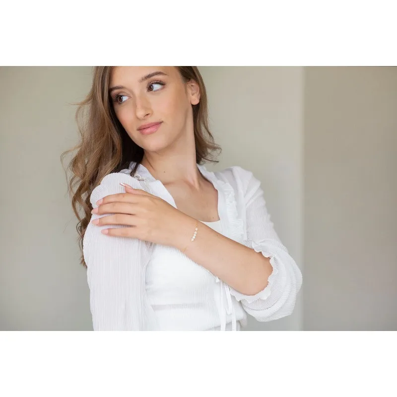Ivory Mother of Pearl Bridal Bracelet Delicate Pearl Bead Jewelry for Women