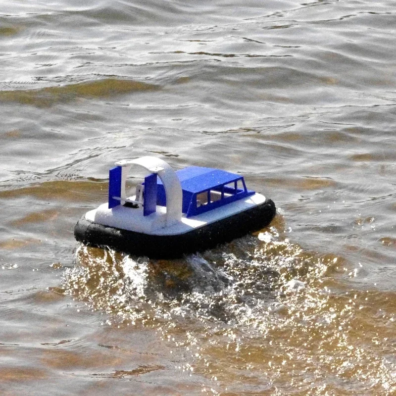 เรือบังคับวิทยุ 2.4G เรือสะเทินน้ำสะเทินบกแบบโฮเวอร์คราฟท์  แบบไร้แปรงถ่าน  สำหรับผู้ใหญ่  ของเล่นเรือบังคับวิทยุอเนกประสงค์