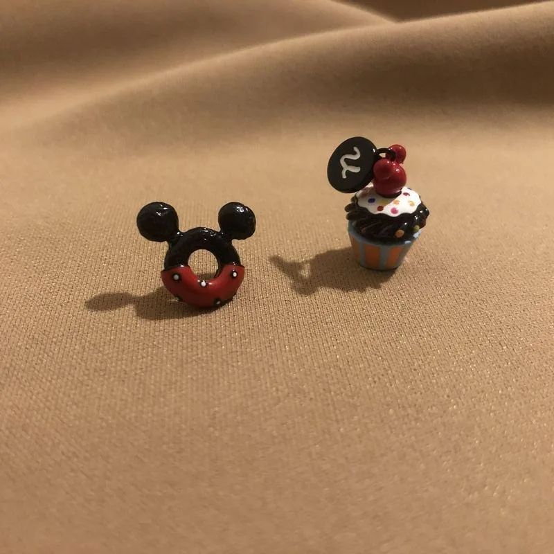 Disney animation Mickey Minnie small cake earrings simple fashion cartoon trend asymmetric creative earrings jewelry wholesale