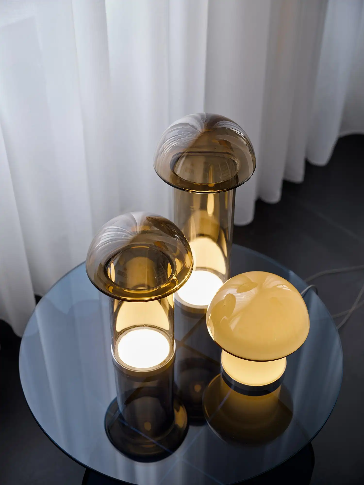 Vintage Light Luxury Glass Table Lamp Bedroom Bedside Postmodern Mushroom Table Lamps