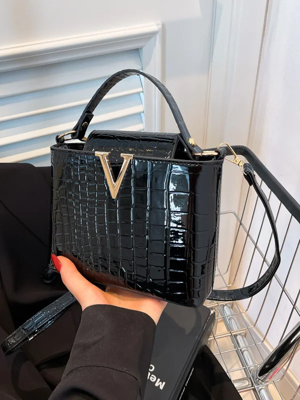 

Faionable Crocodile Pattern Ladies Handbag 2025 New Sle oulder Crossbody Bag Soft Nylon Material Korean Sle Leisure P...