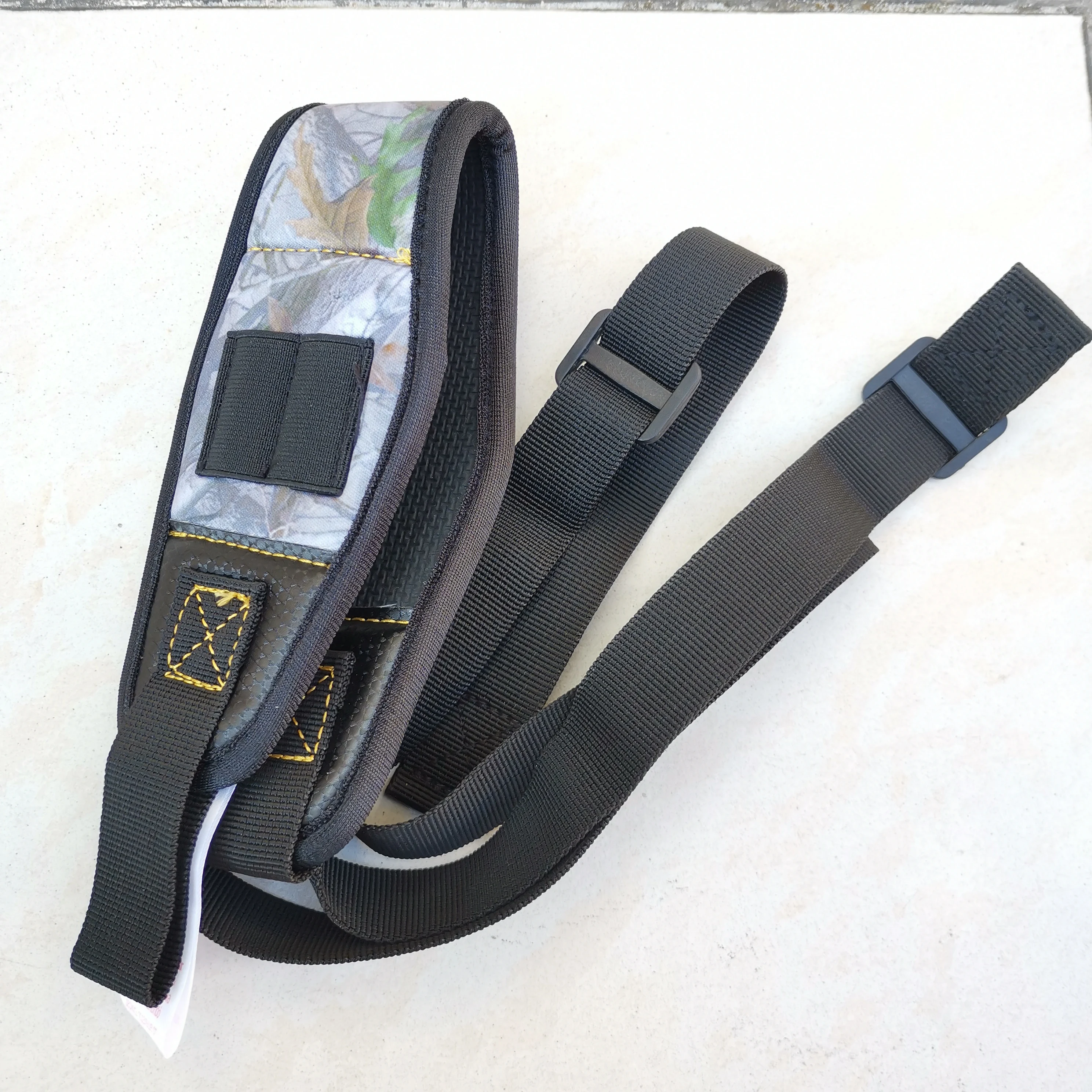 

Ремень на лямках 3 точки нейлоновый слинг 2 цвета