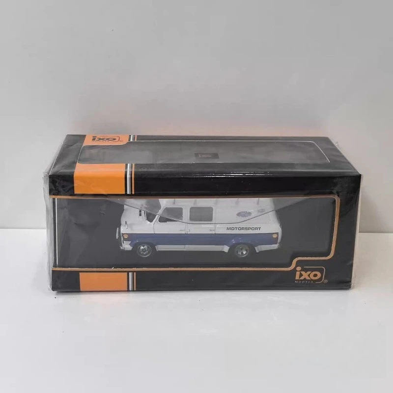 

Diecast IXO 1/43 Scale FORD TRANSIT MK II 1966 1X Alloy Car Model
