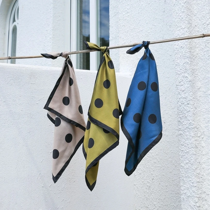 エレガントなシルクツイルスカーフ女性用ポルカドット個性マルベリーシルクスカーフ装飾芸術的なネクタイショール軽量高級