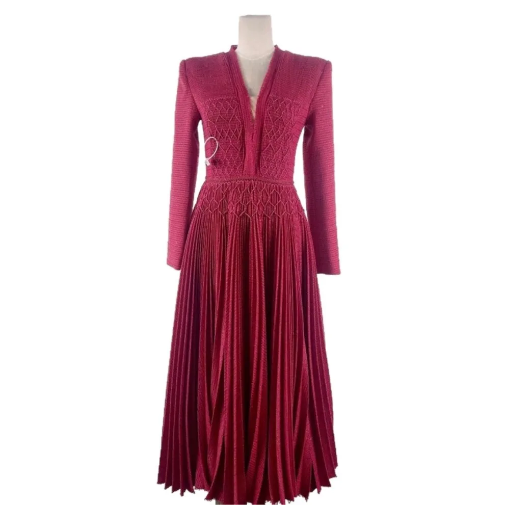 Vestido feminino com decote em v profundo, manga comprida, cintura alta, trança plissada, ombro largo, moda traf, design de nicho vietnamita, vestido bodycon