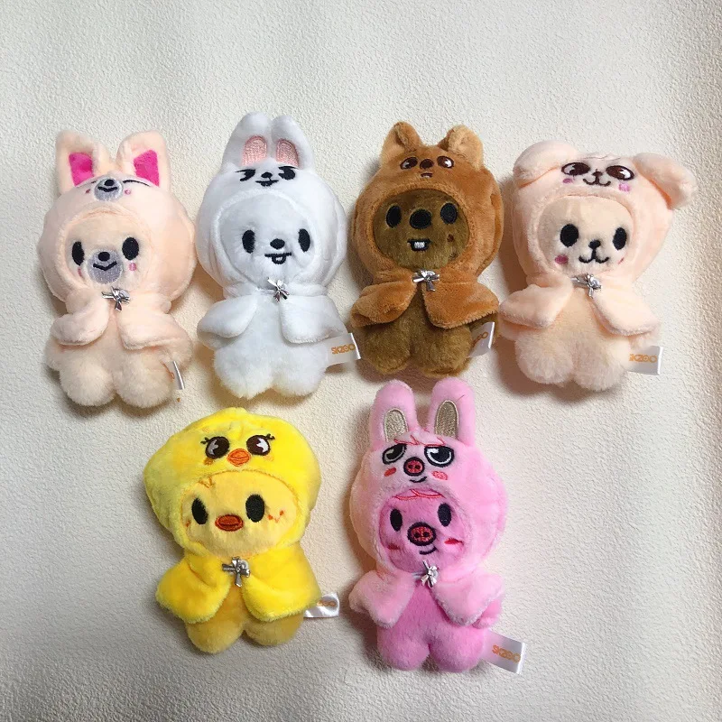 

SKZOO Plush Keychain SKZ Stray Children Han Zhicheng Magic School Bean Eye Clown Doll Children's Birthday Toy