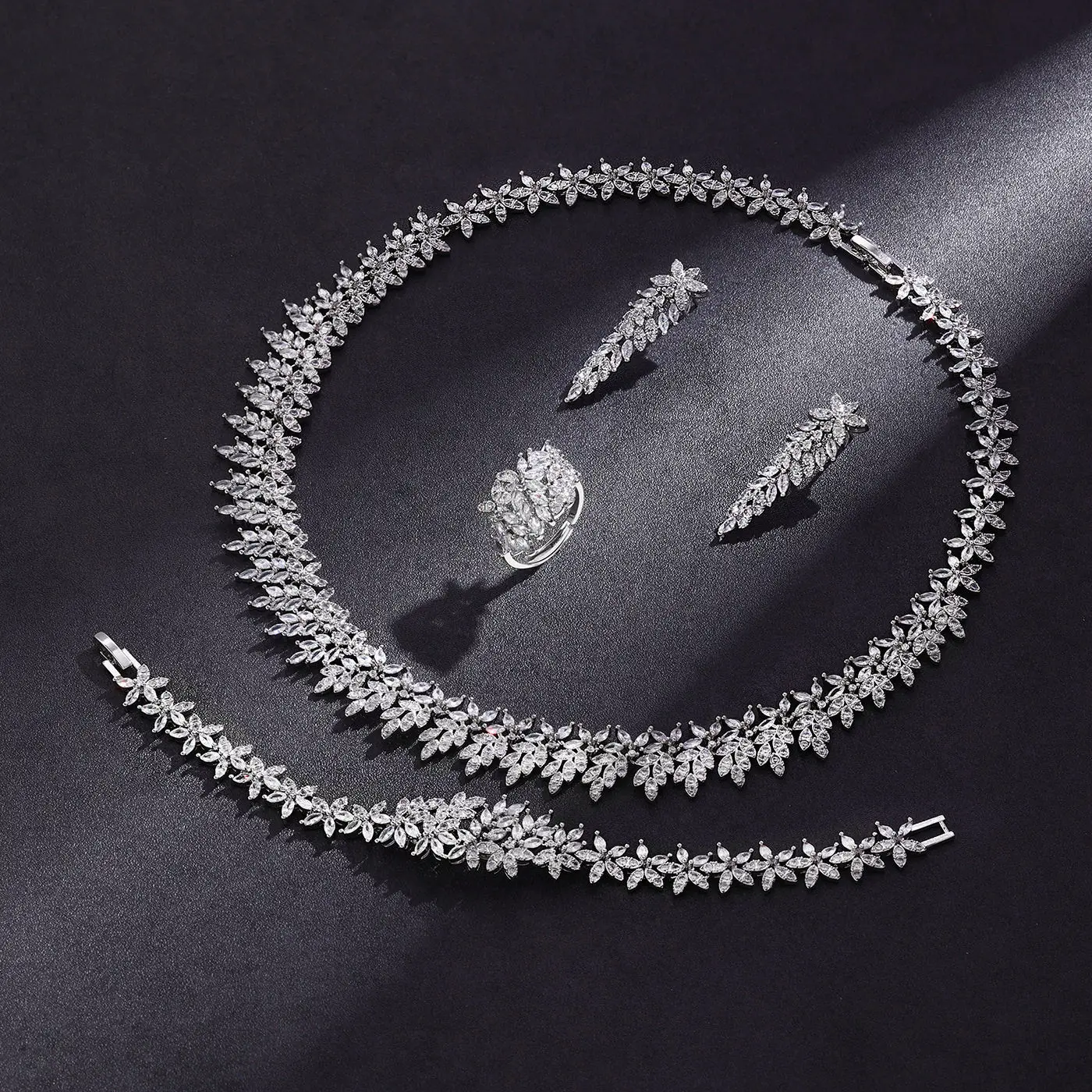 conjuntos-de-joyeria-nupcial-de-4-piezas-para-mujer-conjunto-de-collar-y-pendientes-de-circonia-cubica-de-lujo-accesorios-de-joyeria-para-fiesta-graduacion-y-novia