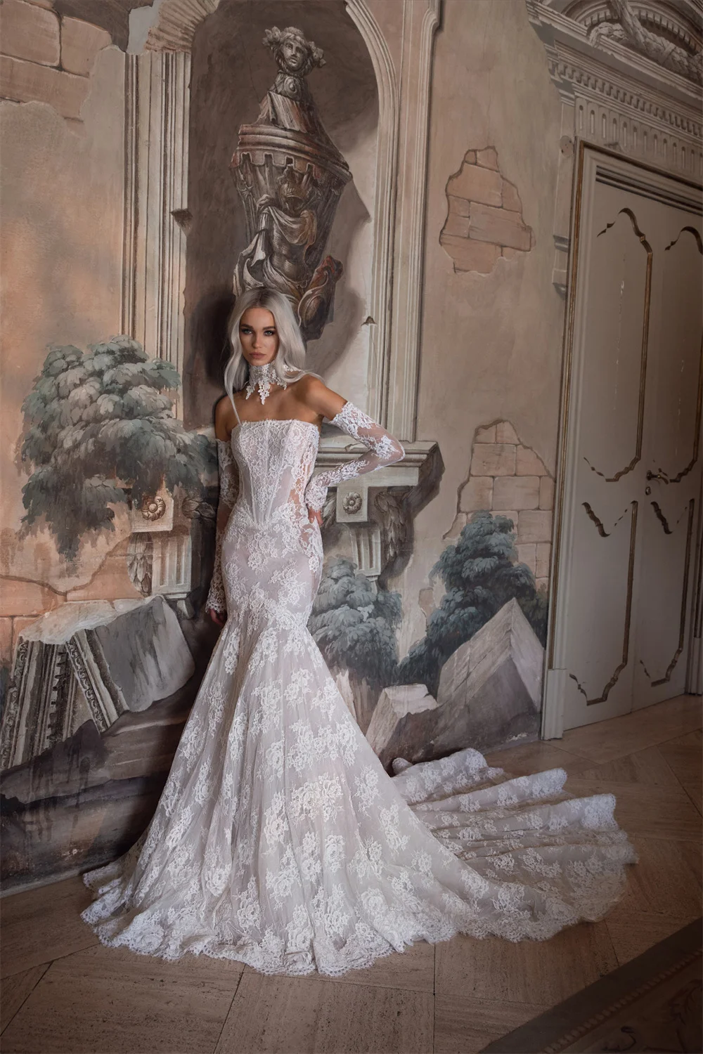 Tokyo Customized Elegant Strapless Wedding Dresses Long Sleeve Lace Court Train Bridal Gowns White Zip Mermaid Wedding Gowns