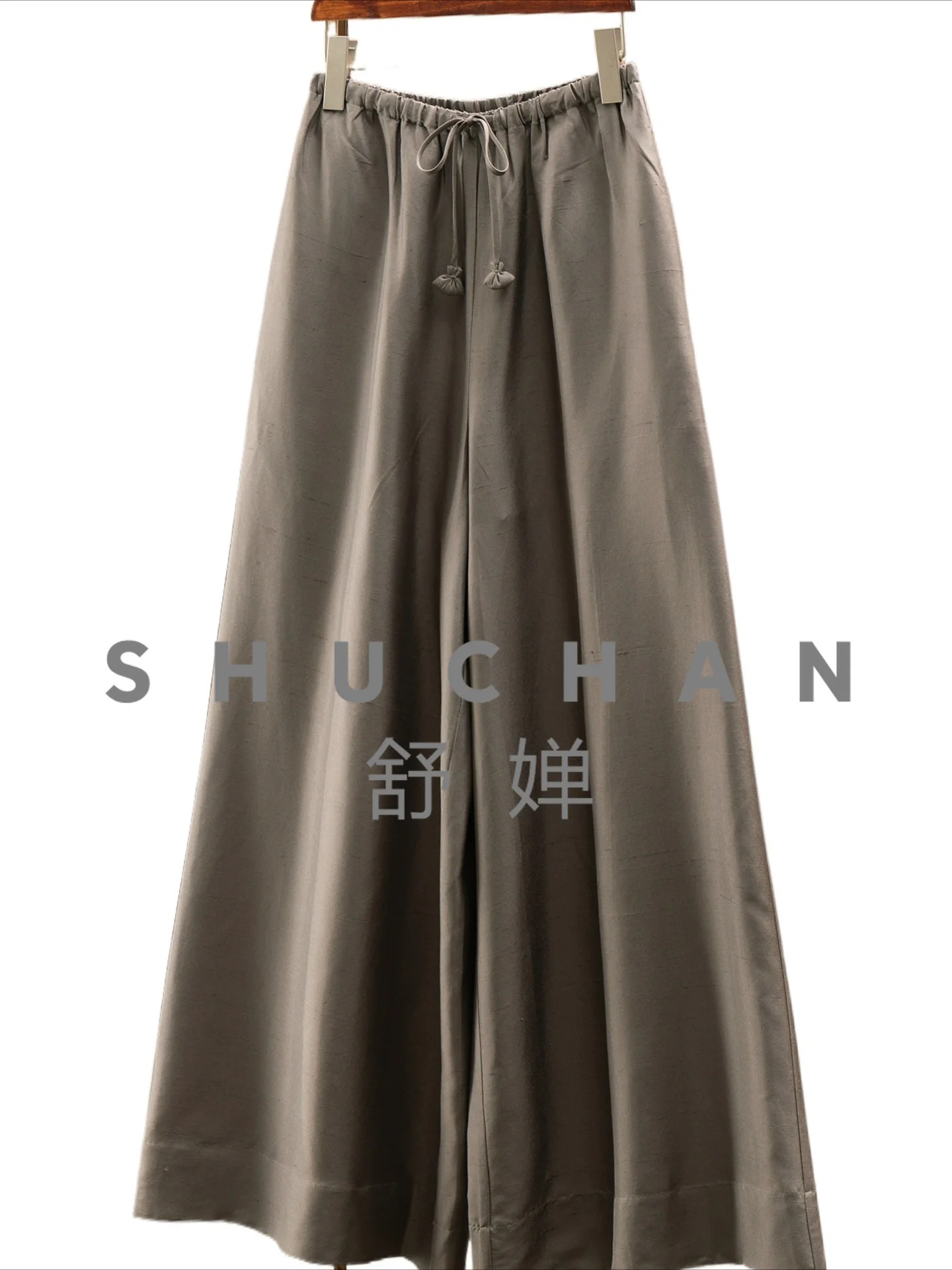 

New Chinese High-end Fringed Purse Silk Double Palace Nine-point Wide-leg Pants Culottes Women's 19M4