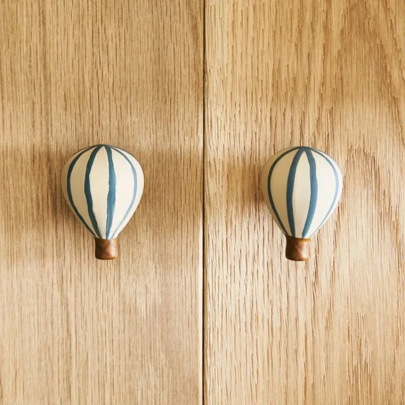 Märchenhafter Heißluftballon-Keramikgriff, handbemalter glasierter Schrankgriff für Schubladen