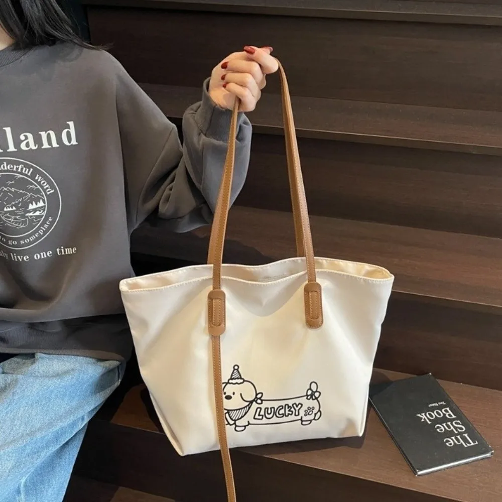 

Сумка-тоут в корейском стиле с таксой, граффити, щенок, большая вместительная сумка на плечо подмышками, милая сумка для путешествий, сумка для подмышек, офисный работник