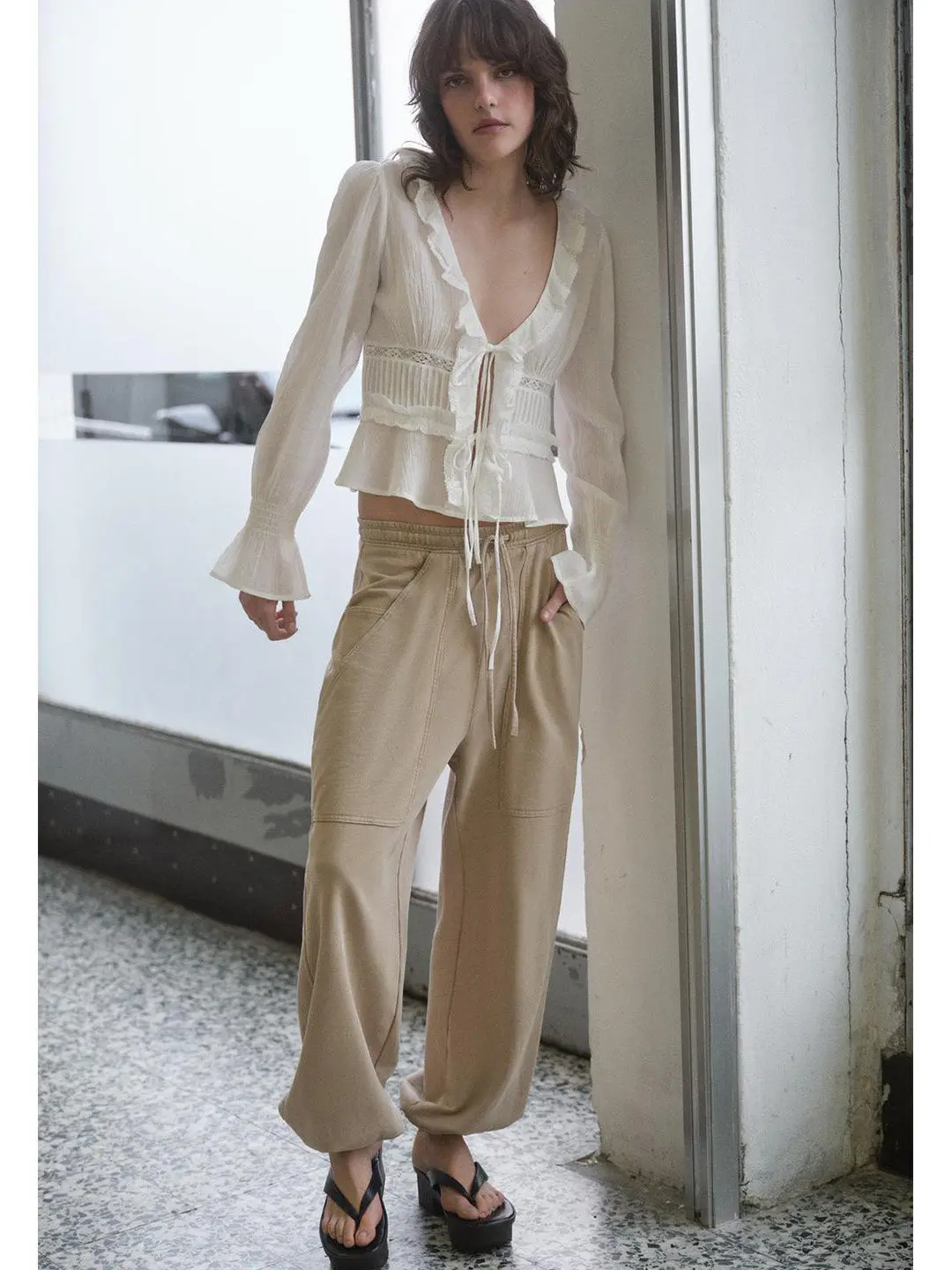 

Spring Women's Shirt Knot Long Sleeve V-Neck Embroidered Layered Decoration Casual Style Polyester Fabric Breathable