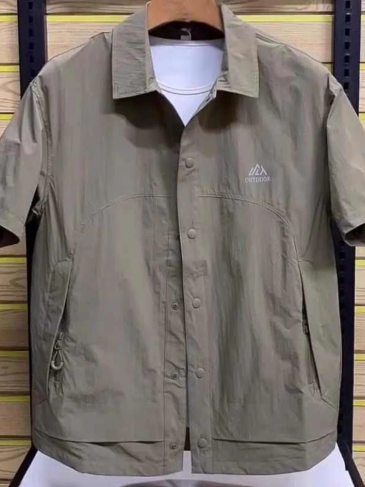 

Летняя мужская рубашка свободного кроя 2024, тонкая, с коротким рукавом, в американском стиле, с отложным воротником, для повседневной носки, модель Stand Edition