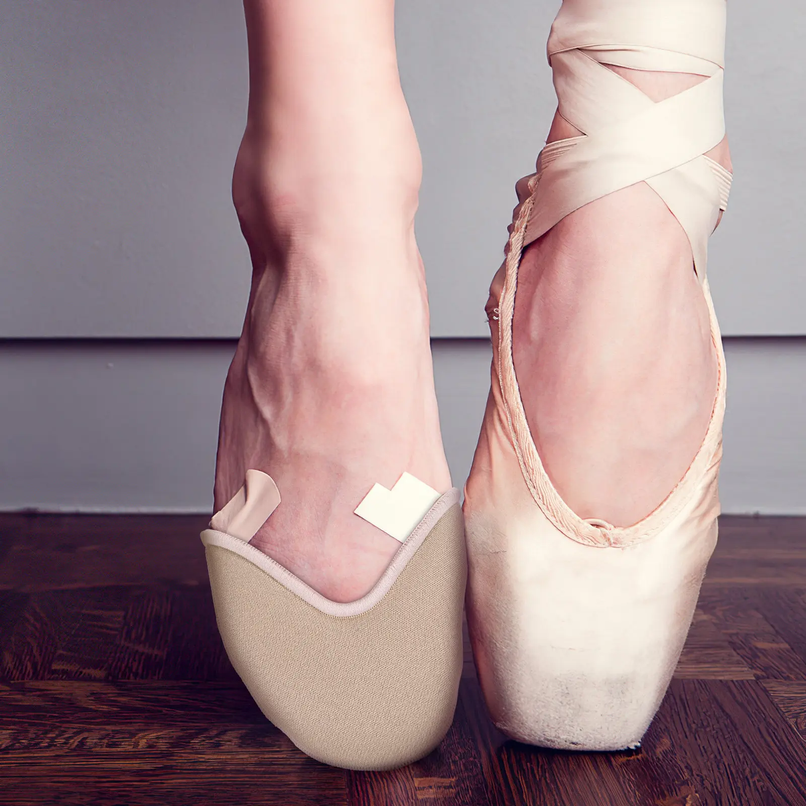

1Pair Toe Dance Protector Ballet Accessories High Flexibility Sebs Insoles Forefoot Support for Ballet Shoe Use Beige