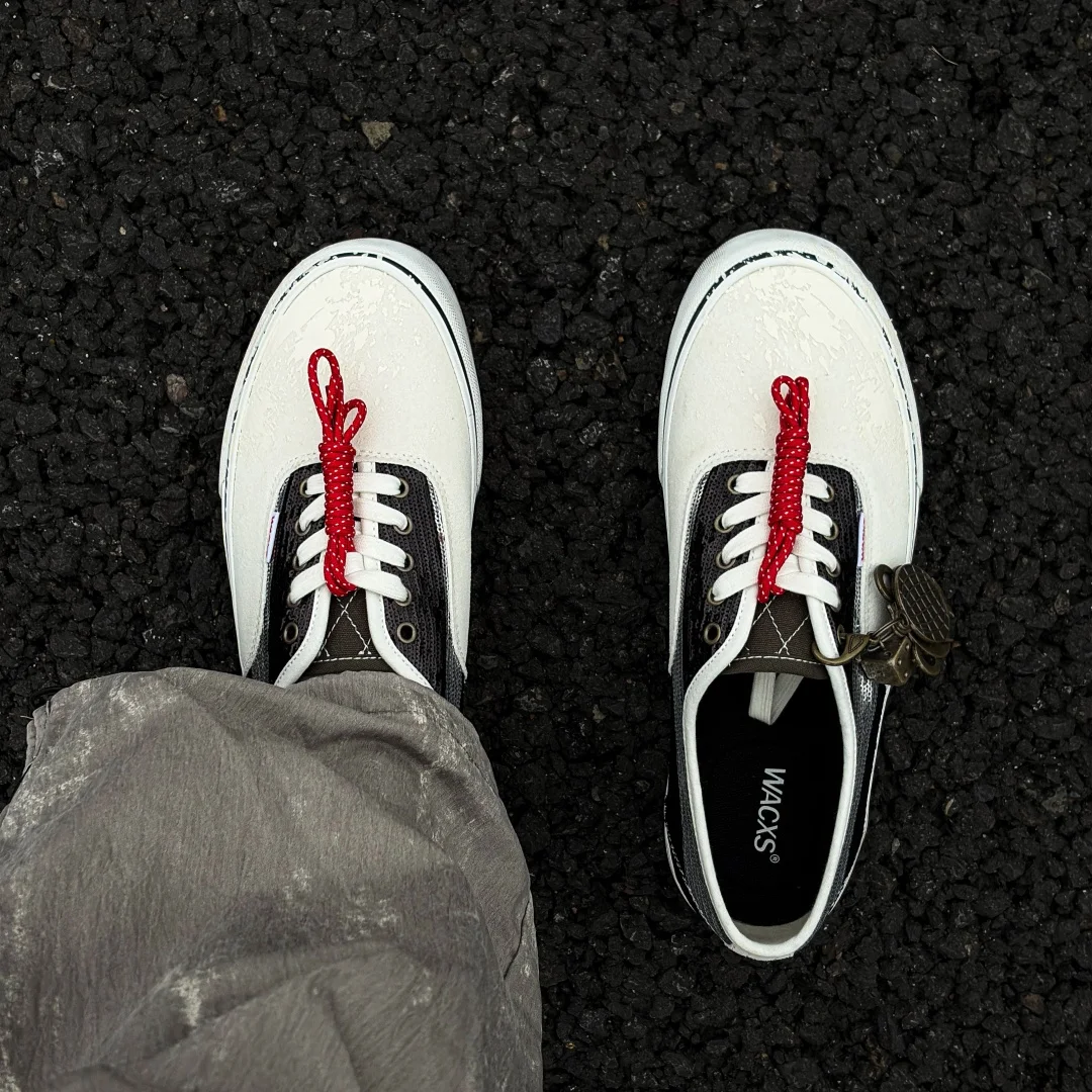 Black White Gray Color Block Distressed Low Top Sneakers Unisex Retro Casual Shoes Couple Trendy Student Skate Shoes