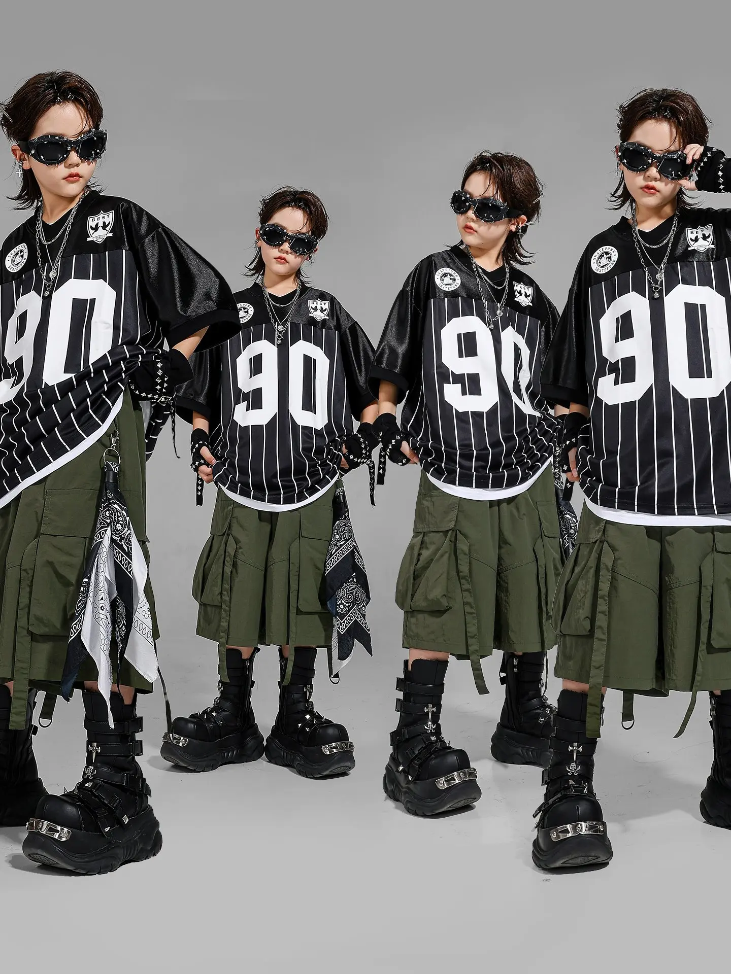 

2025 Cool Boys Street Dance Hip-hop Clothes Jazz Dance Costumes Stripe Top Cargo Shorts Suit Stage Outfit Catwalk Wear DQL11031