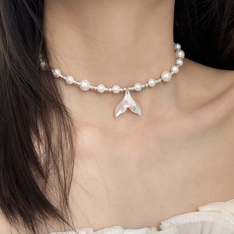 

Tibetan Silver Shell Fish Tail Imitation Pearl Pendant Necklaces for Women Cute Animal Fashion Jewelry Accessories