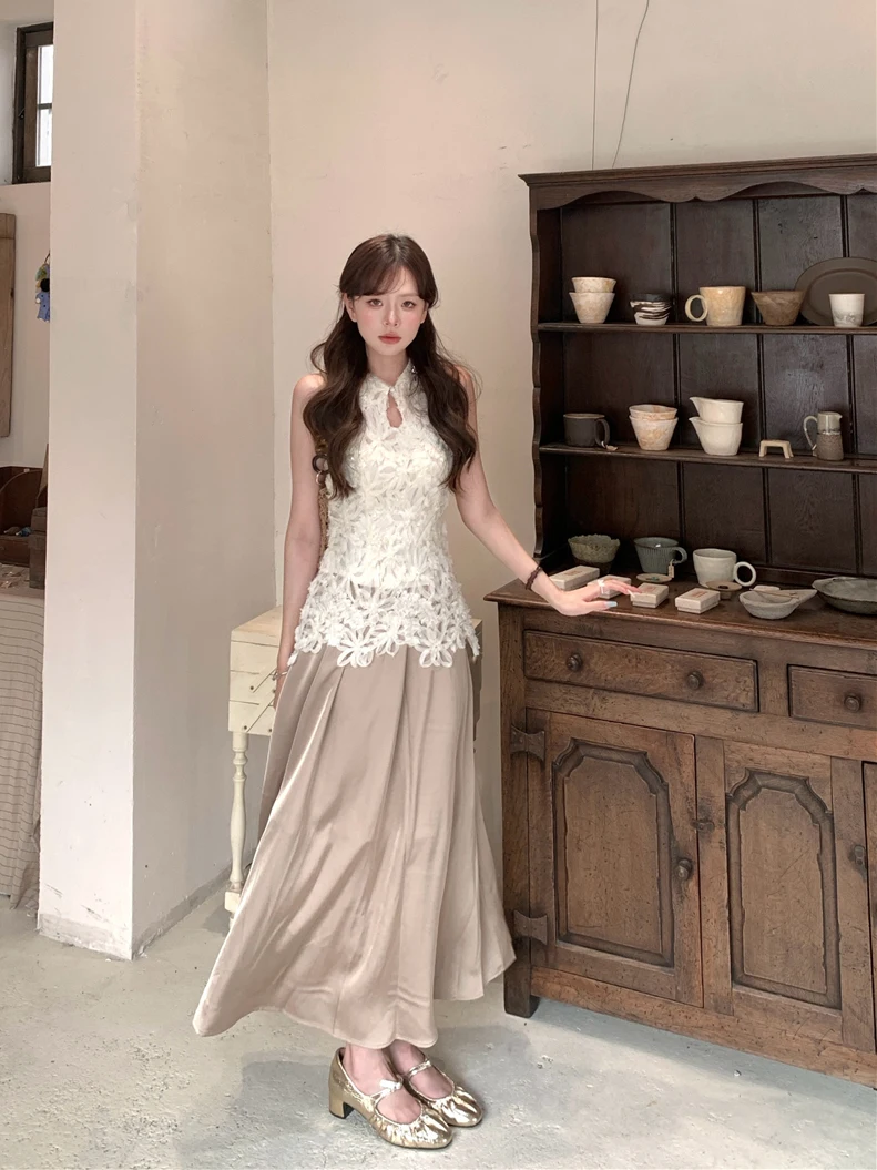 

Elegant Pure Color Lace Button Vest And High Waist A-Line Skirt Two-Piece Set for Women Summer Fashion Outfit Slim Fit