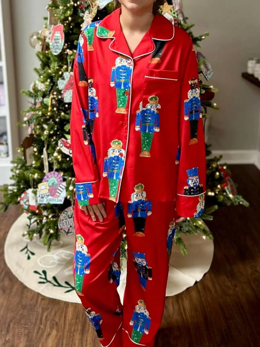 2026 عيد الميلاد الأحمر كسارة البندق طباعة بيجامة مجموعة المرأة طباعة المتسكعون ملابس المنزل المريحة طويلة الأكمام ملابس خاصة الزي #2