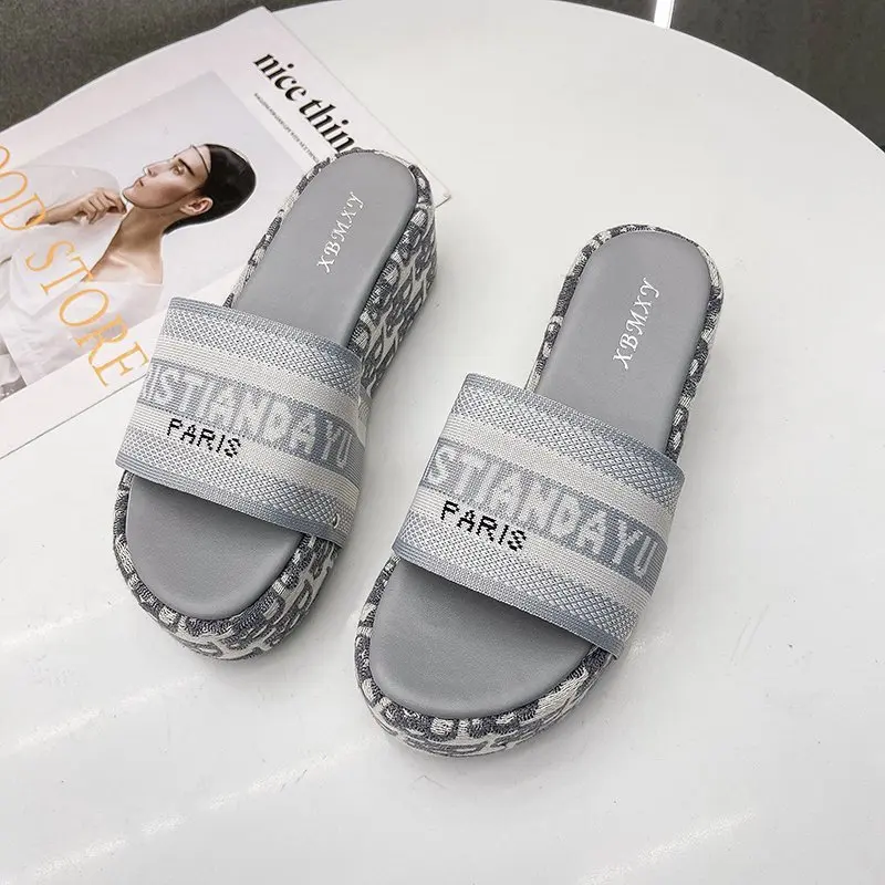 Beach Slippers Fashion Casual Thick Bottom Designer Women Shoes Platform Heels Letter Slides Plus Size Sexy High Heel Sandals